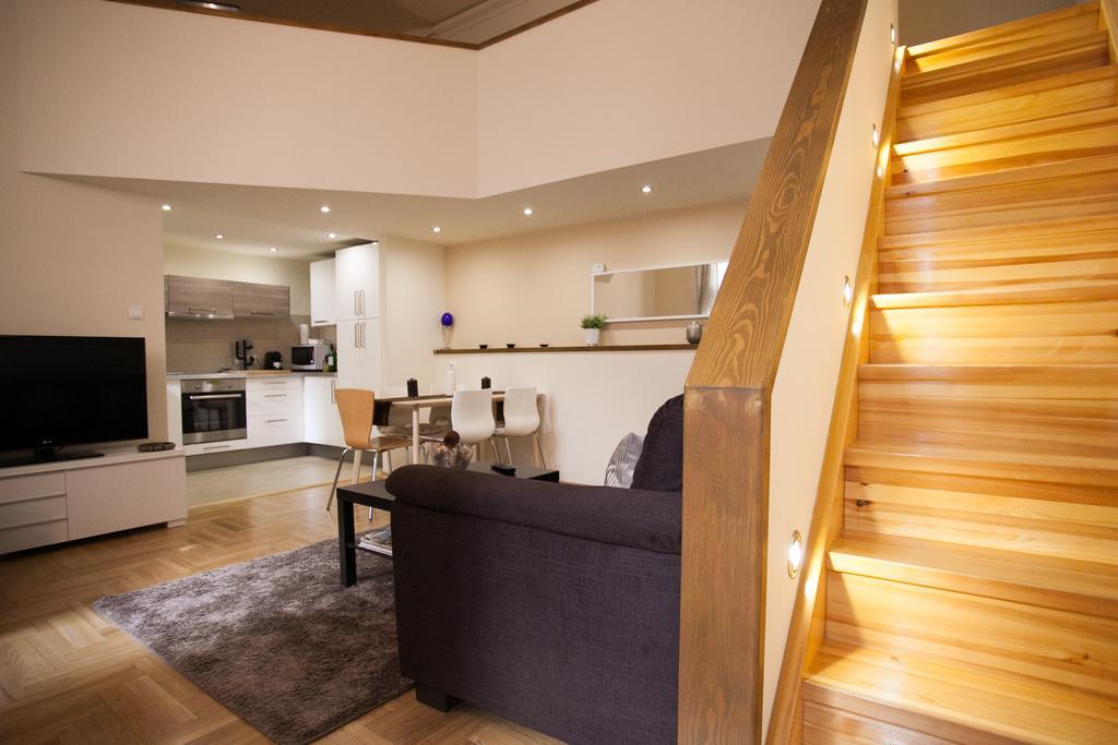 Agora Apartment Budapest Bagian luar foto