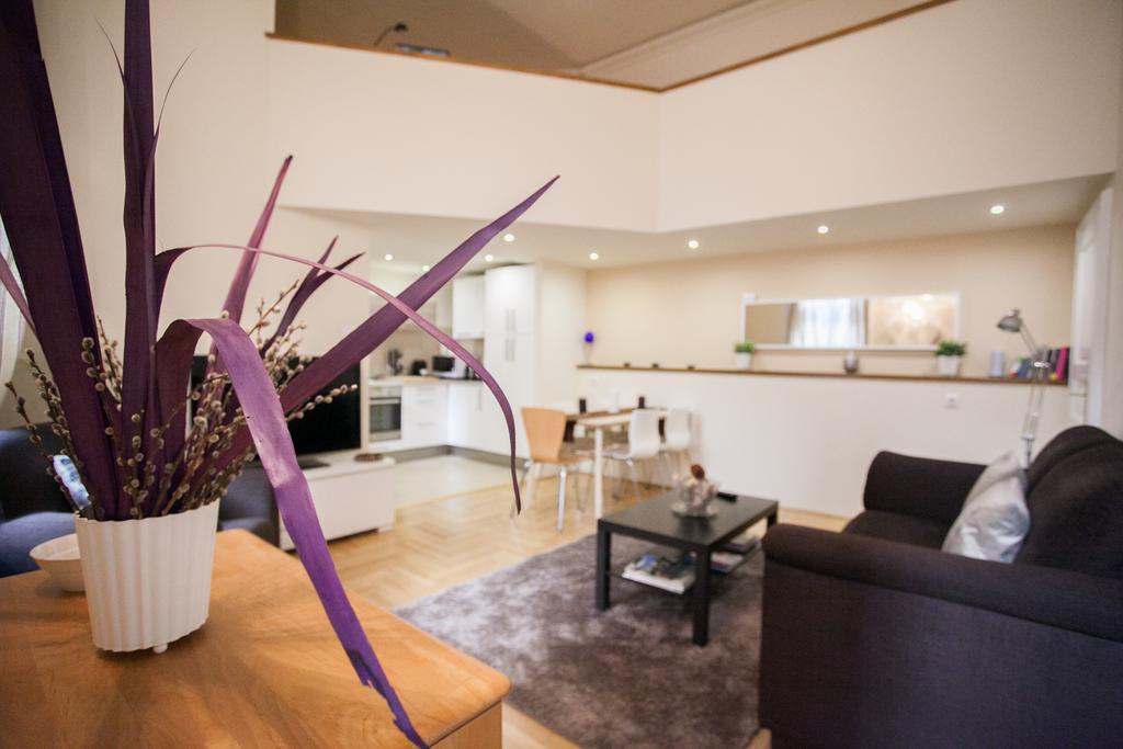 Agora Apartment Budapest Bagian luar foto